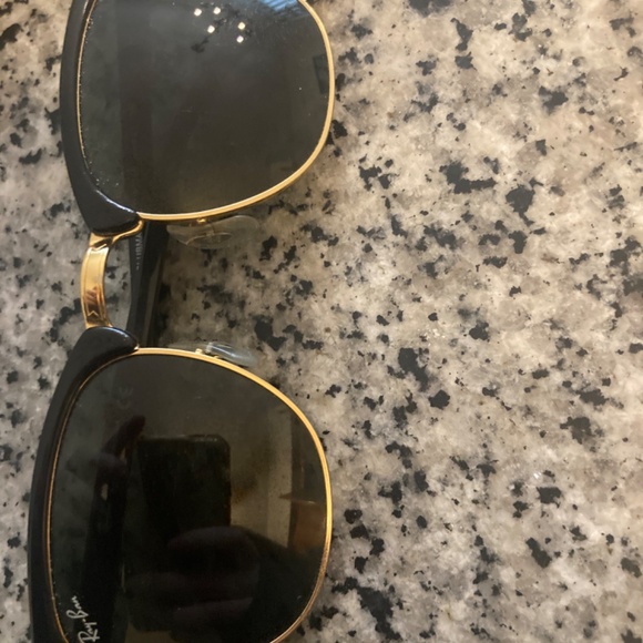 Ray-Ban RB3016 Clubmaster Classic Sunglasses main image 4